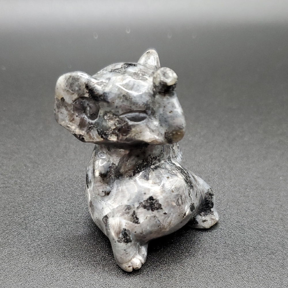 Black Rultilated Quartz Elephant 🐘